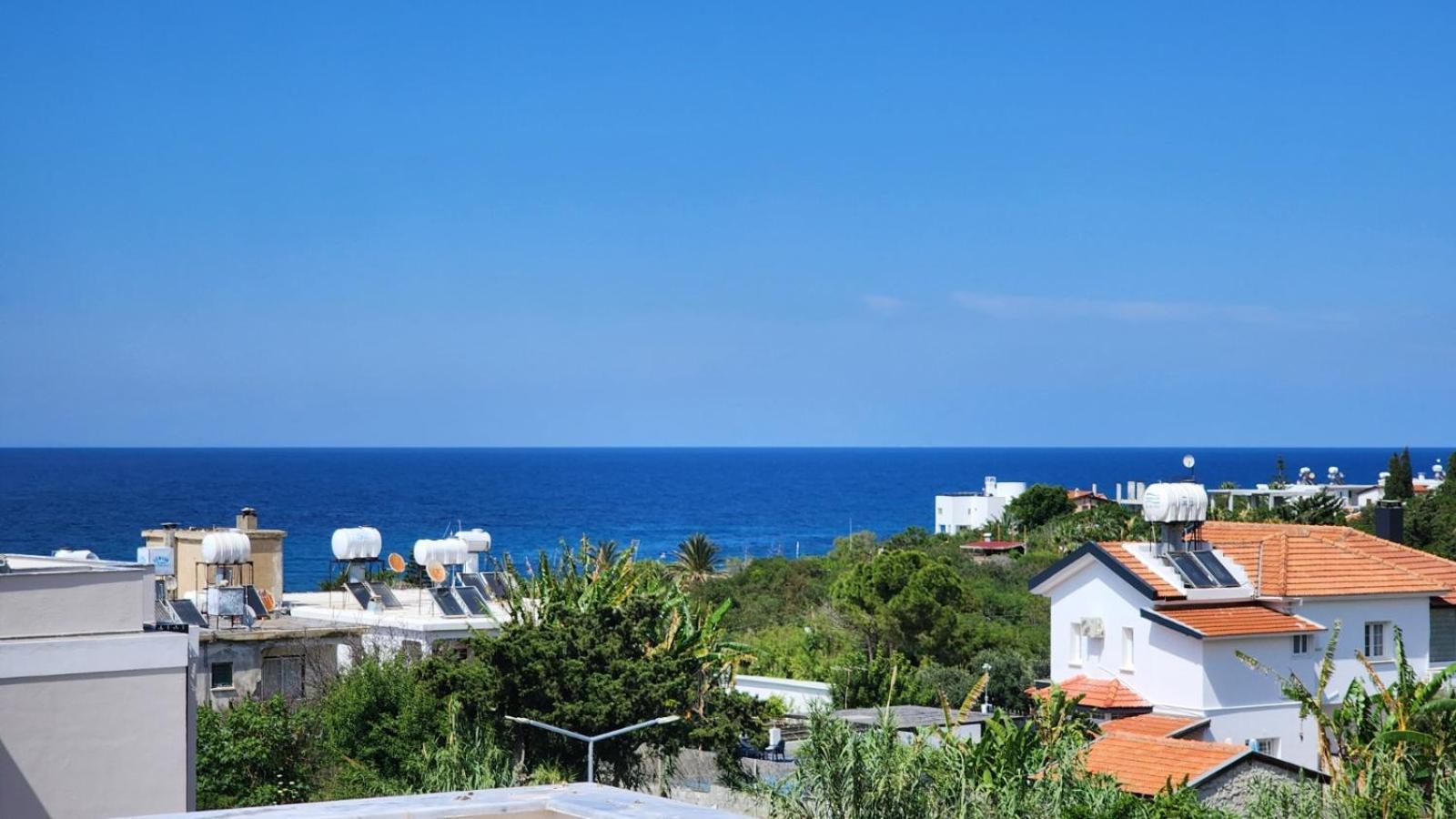 Sea View Apartment Kyrenia Kerýnia Eksteriør bilde